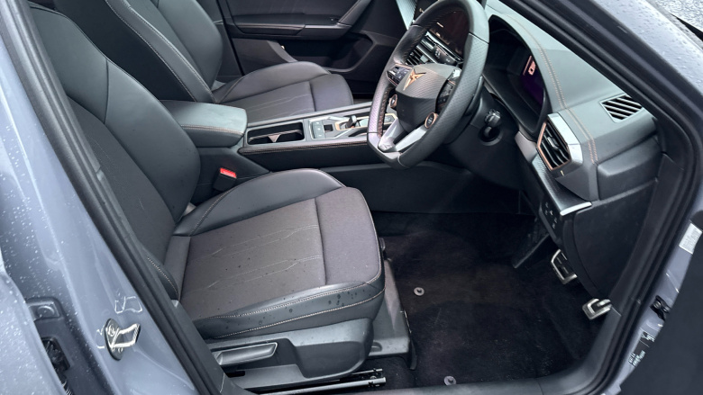 CUPRA Leon 1.5 eTSI 150 V1 5dr DSG Petrol Hatchback